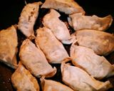 激安餃子を美味しく食べよう♪（笑）作り方3写真