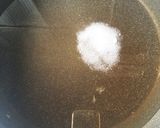 イカの塩辛とキャベツのスパゲッティ作り方1写真