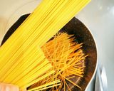 小鍋で二人前茹でられる♪水漬けパスタ作り方3写真