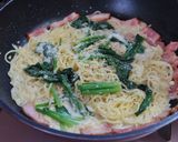 ほうれん草とベーコンのクリーミー焼きそば作り方6写真