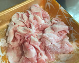 豚肉の生姜焼き たまねぎのバター炒め添え作り方3写真
