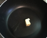 豚肉の生姜焼き たまねぎのバター炒め添え作り方4写真