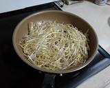 セロリともやしの中華焼きそば作り方2写真