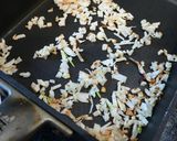 香ばしい！揚げ餅のニンニク醤油♪作り方2写真
