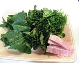 ほうれん草とベーコン炒め作り方1写真