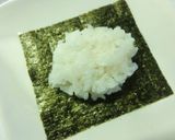桃色卵＊枝豆＊クリチ＊胡桃　手まきごはん作り方3写真