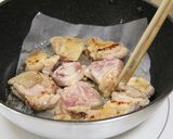 【使いきり】鶏肉の味噌ヨーグルト焼き作り方2写真