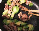 豚肉とアボカドのオイスターソース炒め作り方4写真