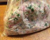 キムチ鍋にピッタリ餃子風肉団子作り方1写真