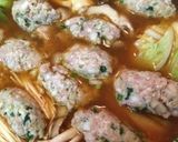 キムチ鍋にピッタリ餃子風肉団子作り方2写真