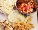 ＊コク旨ピリ辛♡キムチ煮込みうどん＊作り方1写真