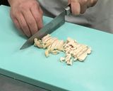 蒸し鶏とキャベツの生姜醤油和え作り方7写真