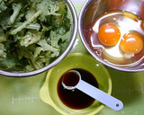 簡単！春菊とふわふわ卵のニラ玉風炒め作り方2写真