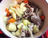 ルクルーゼで超簡単 肉じゃが作り方3写真