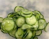 サバ缶ときゅうりの柚ドレッシングサラダ作り方1写真