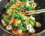 なばなと人参とちくわの生姜味噌炒め作り方7写真