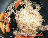 インスタントをアレンジ☆焼きラーメン作り方4写真