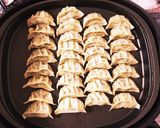 野菜たっぷり☆シンプルジューシー肉餃子作り方6写真