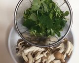 三つ葉としめじのバターポン酢和え作り方1写真
