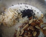 美肌☆アーモンドの炊き込みご飯作り方1写真