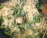エノキダケと春菊の胡麻味噌梅肉和え作り方2写真