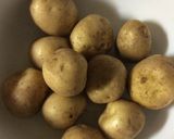 ビタミンCたっぷり新じゃがガーリック作り方1写真