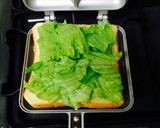 息子考案〜生ハムレタスのホットサンド作り方2写真