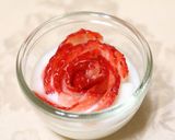 バレンタインに！イチゴの薔薇カット作り方4写真