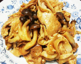 キノコたっぷり豚コマの味噌マヨ炒め作り方4写真