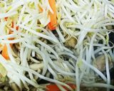 「とり野菜みそ」でモリモリ野菜炒め作り方3写真