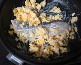 鱈のホイル焼き♪ マヨと炒り卵が決め手！作り方3写真