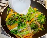 【小麦粉ふりふり】マーボ菜とうふ丼作り方5写真