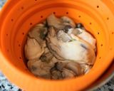 牡蠣とニラの塩麹焼きそば作り方1写真