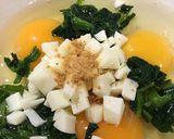 簡単すぎる！ほうれん草チーズオムレツ作り方1写真
