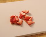 イチゴとちょころてんのジャースイーツ作り方2写真