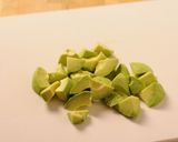 アボカドとしらすの和風サラダ作り方1写真