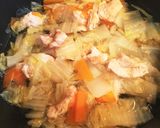 鶏肉と白菜の白味噌豆乳スープ作り方2写真
