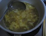 コーンと玉ねぎのふわふわ卵中華スープ作り方5写真