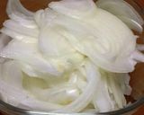 とろっとチーズのオニオングラタンスープ作り方1写真