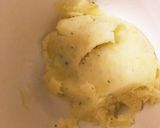 簡単おやつ☆ちくわとポテトの焼き春巻き作り方3写真