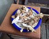 簡単で温まる☆干しキノコと卵のスープ作り方1写真