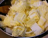 白菜どっさりのスープ。作り方4写真