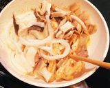 ＊コク旨ピリ辛♡キムチ煮込みうどん＊作り方3写真