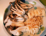 シャキ旨～！簡単キノコたっぷり梅肉炒め☆作り方2写真
