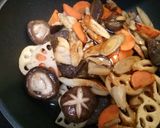 ★簡単♪豚肉と根菜きのこの旨辛炒め★作り方4写真