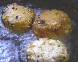 おいしい♪豆腐とサトイモのゴマ揚げ♪作り方3写真