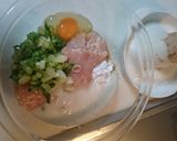 とりむね肉のふわふわつみれバーグ作り方1写真