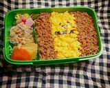 キャラ弁!?ぐでたまのそぼろ弁当♪作り方6写真