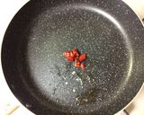 パリパリ ☆ 大根の皮 できんぴら風 ♫作り方1写真