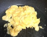 鶏モモ肉と卵&トマトのうま塩炒め♪作り方3写真